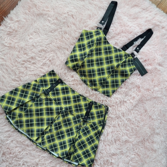 Dolls kill Vile & Enchanted plaid mini skirt set- widow goth corset SOLD OUT! - Picture 12 of 13